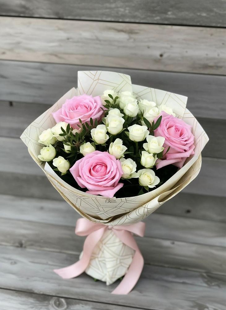 Букет цветов из: Розы в Николаевске