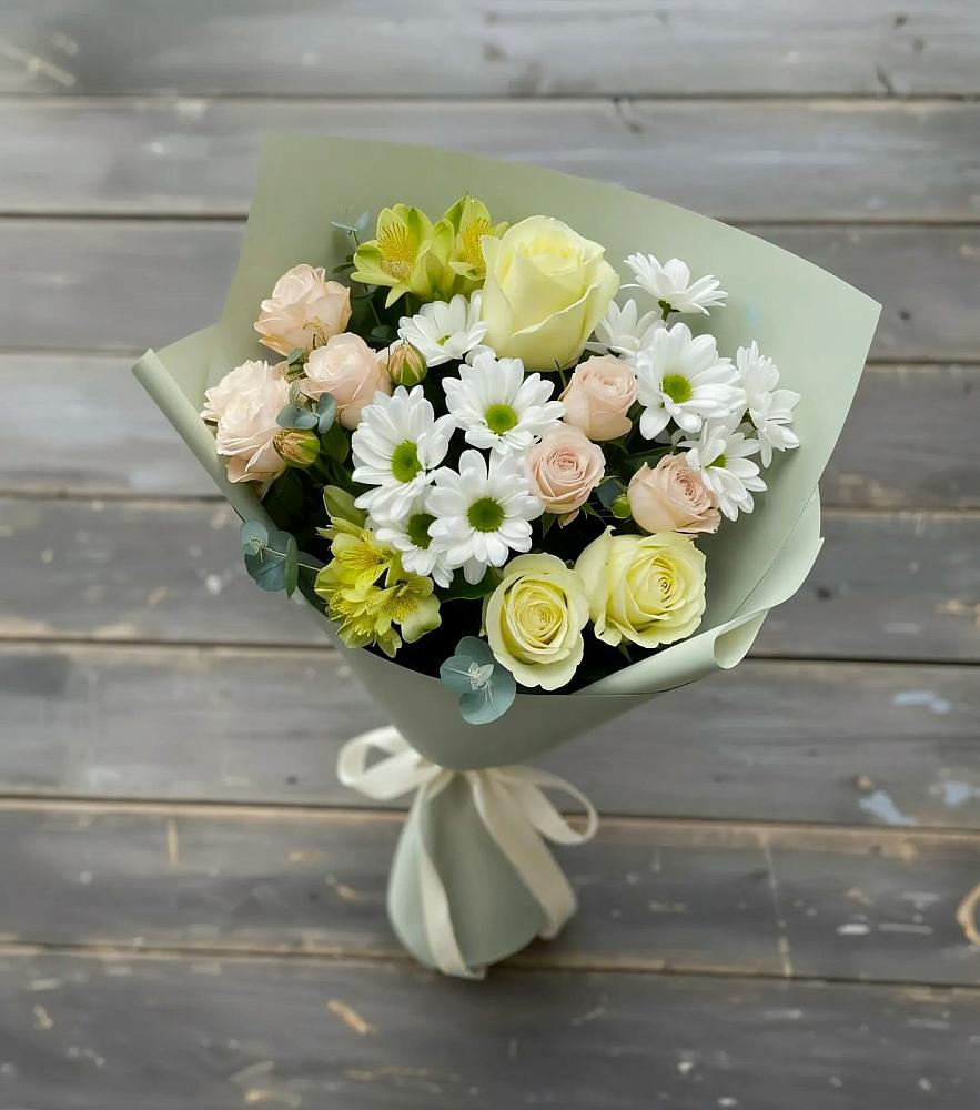 Букет цветов из: Альстромерии, Розы и Хризантемы в Николаевске