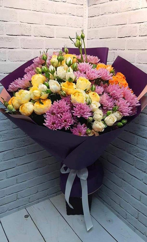 Букет цветов из: Хризантемы и Розы в Николаевске