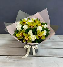 Букет цветов из:  Орхидеи и Розы в Николаевске