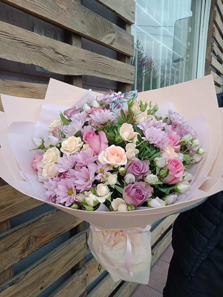 Букет цветов из: Розы и Хризантемы в Николаевске