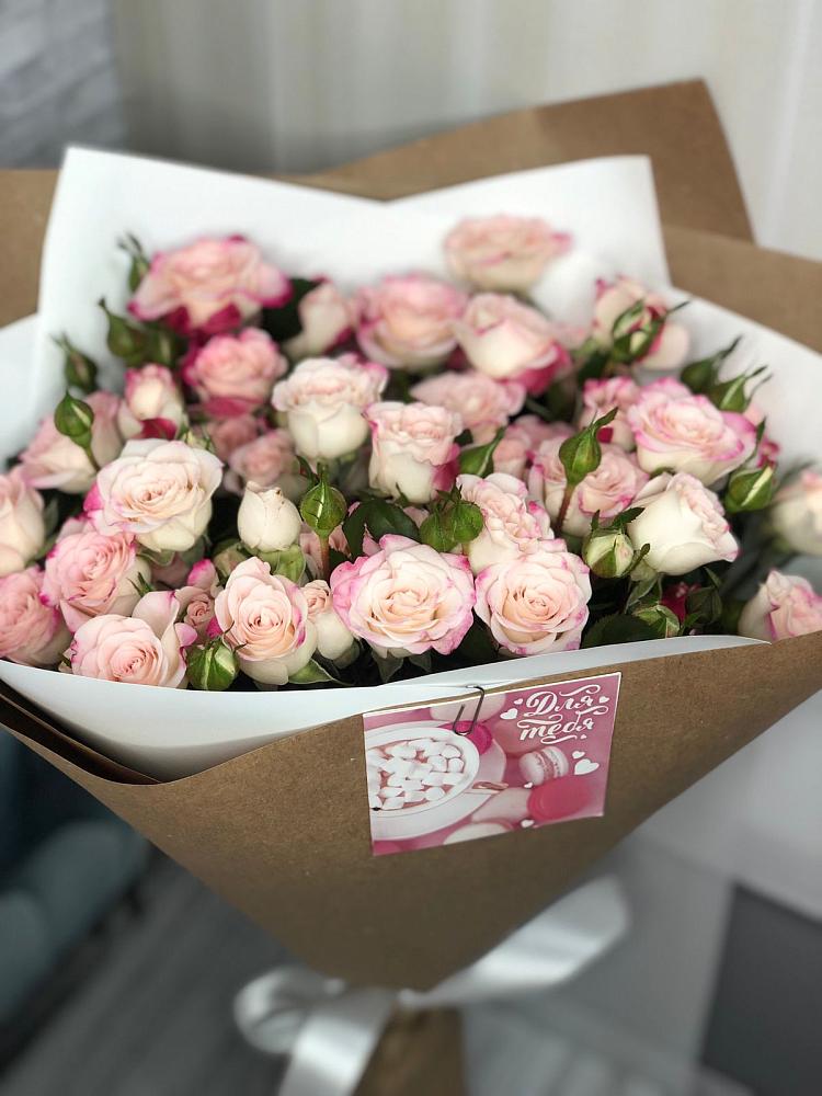 Букет цветов из: Розы в Николаевске