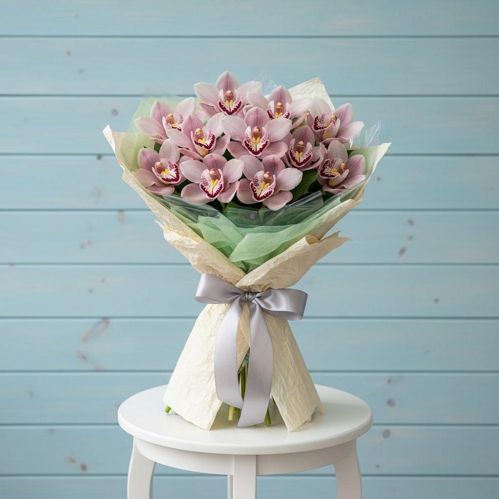 Букет цветов из: Орхидеи и Розы в Николаевске