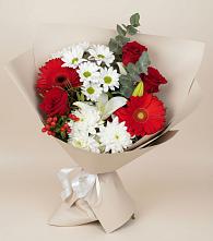 Букет цветов из:  Розы, Хризантемы, Герберы и Лилии в Николаевске