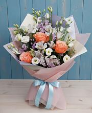 Букет цветов из:  Лизиантусы, Розы, Альстромерии и Гипсофила в Николаевске