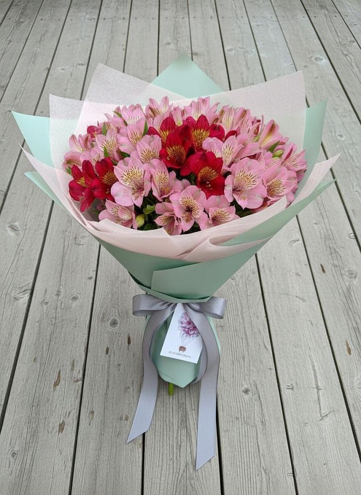 Букет цветов из: Альстромерии в Николаевске