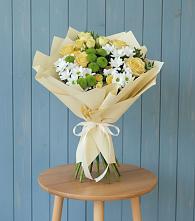 Букет цветов из:  Хризантемы и Розы в Николаевске