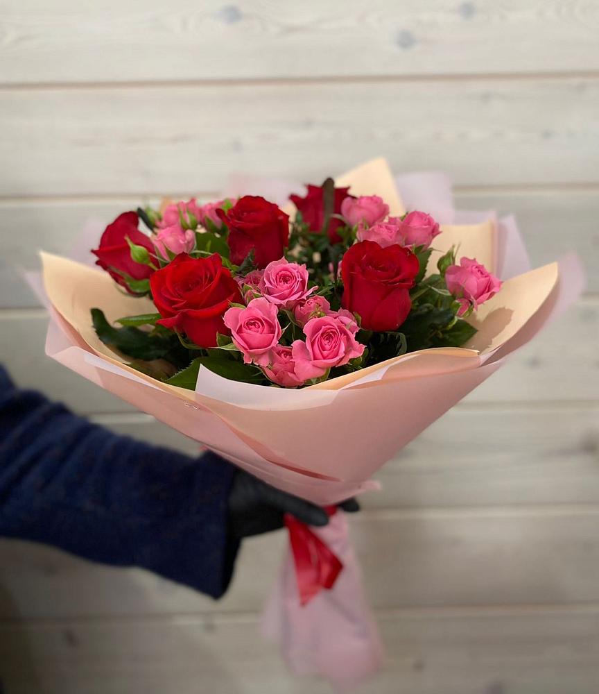 Букет цветов из: Розы в Николаевске