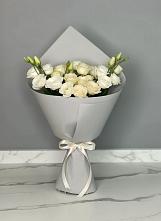 Букет цветов из:  Розы и Лизиантусы в Николаевске